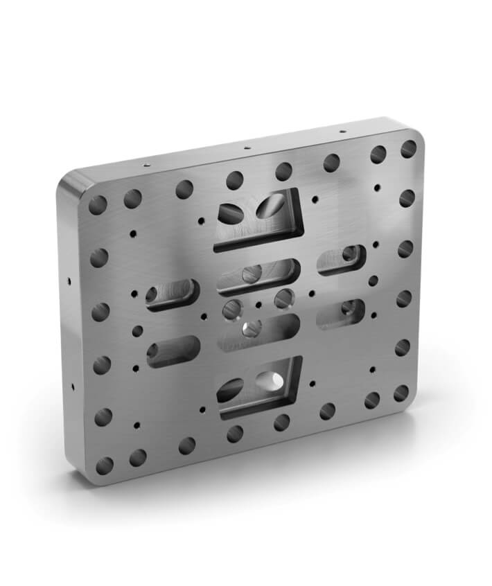 Für ein international tätiges Unternehmen der Wasserstoffgewinnung fertigte HSP kundenspezifische Edelstahl-Frästeile für den Anlagenbau: von der iterativen Prototypenentwicklung zur skalierbaren Serienfertigung.