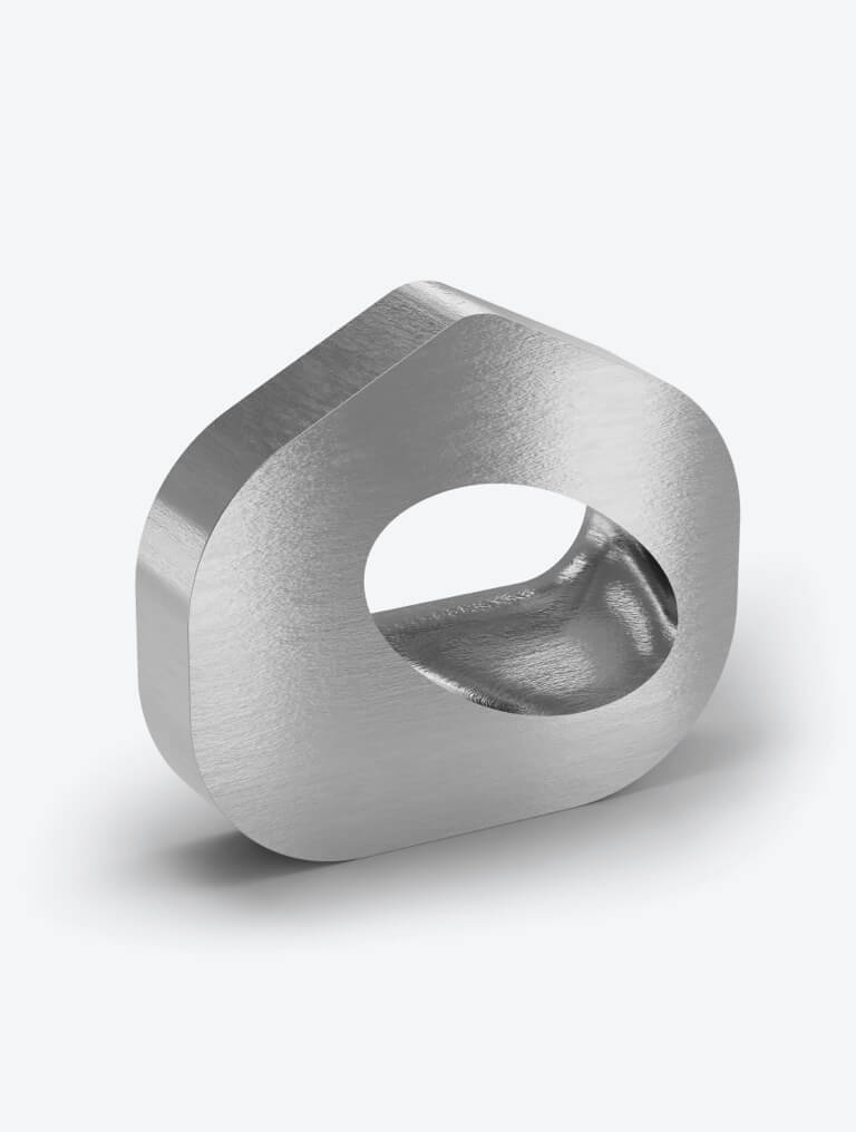 3D-gedrucktes Edelstahl-Bauteil mit komplexer Innenstruktur.