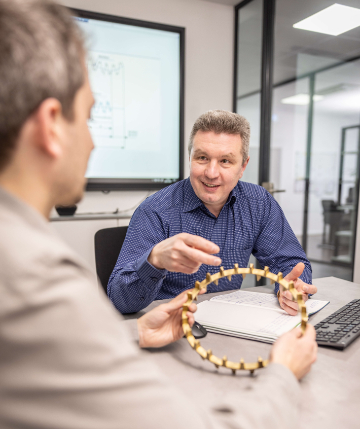 Technische Expertise trifft Kundenanforderung – HSP entwickelt präzise Lösungen im engen Austausch mit dem Kunden.